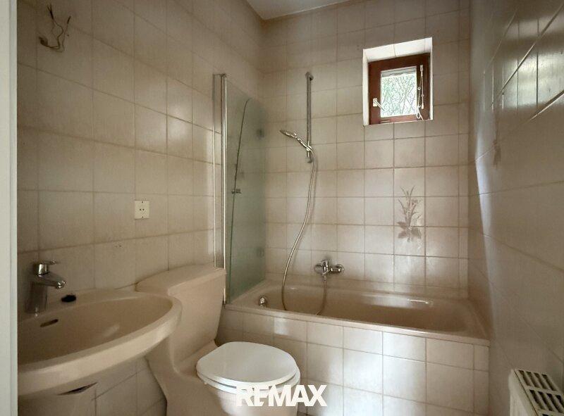 Erdgeschoss - Badezimmer