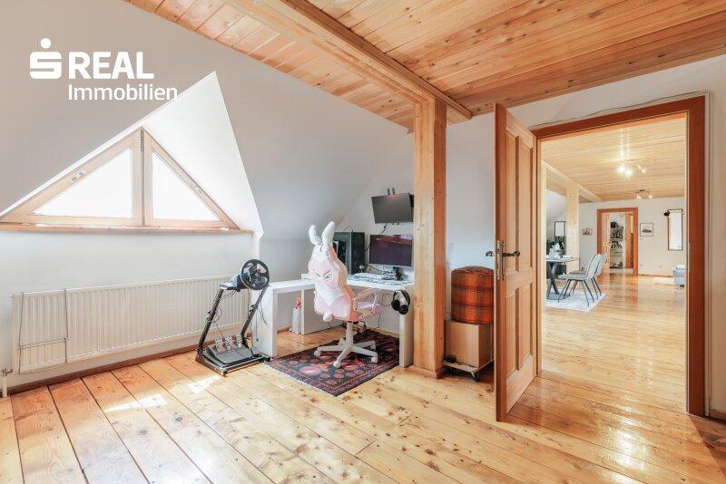 Schlafzimmer DG