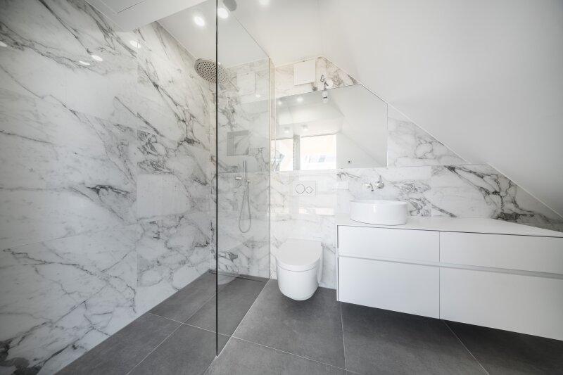 Badezimmer 2