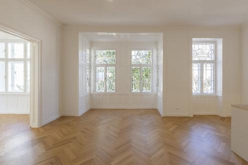 Laurentiusplatz - Erstbezug nach Generalsanierung, zentraler 5 Zimmer Altbau