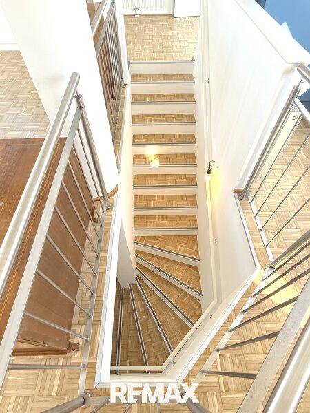 Treppen ins 2. Dachgeschoss