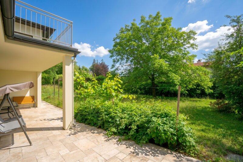 Blick von der Gartenterrasse