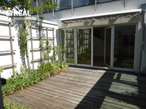 Diese Reihenhaus passt sich wunderbar Ihren Lebensphasen an: 4-5 Zimmer, 2 B�der, Garage, Innenterrasse, Balkon, 2 Eing�nge
