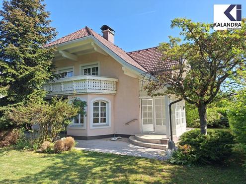 360 TOUR / Besonders charmante, gepflegte Einfamilienvilla in bester Lage von Krumpendorf am W�rthersee