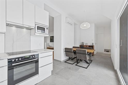 Klimatisierte, barrierefreie DG-Wohnung mit Terrasse!