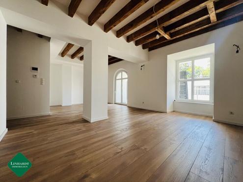 Charmante Eigentumswohnung mit gro�em Balkon ( 16m� )