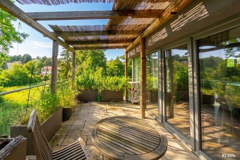 Dachterrasse mit Gr�nblick
