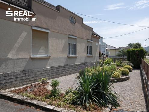 Interessante Liegenschaft auf 1.958m² Grund - 120m² Wohnfläche plus Garage, Lager, Schuppen, Keller und Rohdachboden!