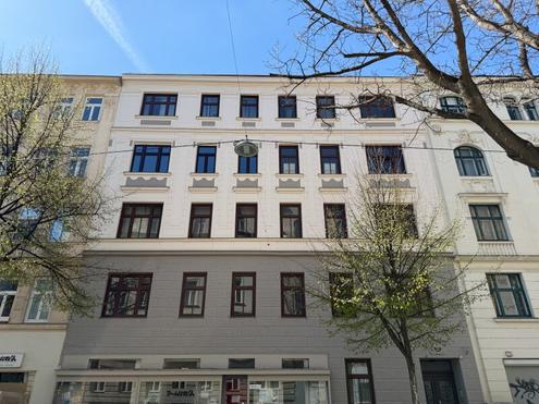 3-Zimmer-Altbauwohnung | bis 08/2026 vermietet | Balkon bereits bewilligt | N�he Prater