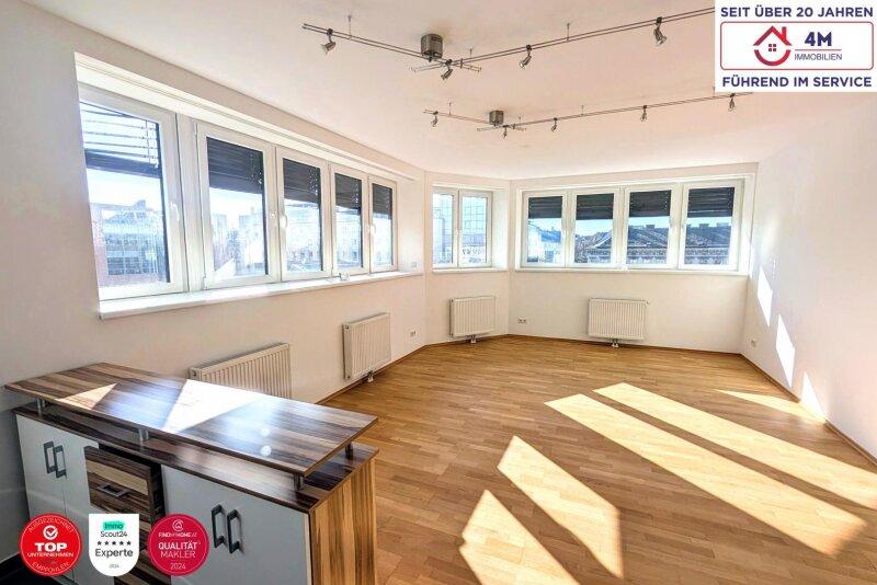 Wohnraum mit K�che