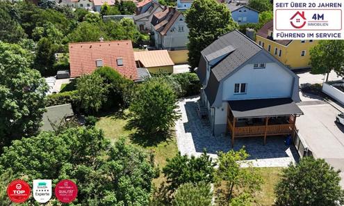 Top saniert! Gro�z�gige Villa mit Einliegerwohnung und ausbaubarem Dachgeschoss