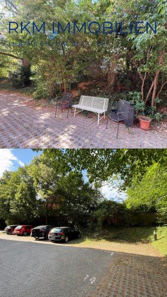 Innenhof und Parkplatz