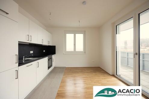 helle 3-Zimmer-Wohnung mit Tageslicht-Bad und Balkon in sonniger Lage / gute Verkehrsanbindung nach Wien und St. Pölten