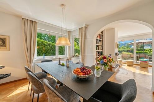 Stilvolle Garten-Maisonette mit Pool in Gr�nruhelage