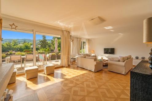 Hauscharakter - Exklusive Garten-Maisonette mit privatem Pool und eigenem Zugang