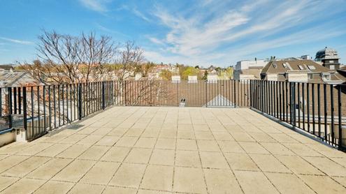 Dachterrassentraum im Innenhofgebäude - Ihr neues Zuhause!