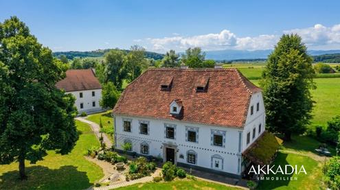 Historisches Anwesen I Herrenhaus I Reitstall I 10 Hektar Grund I N�he Graz