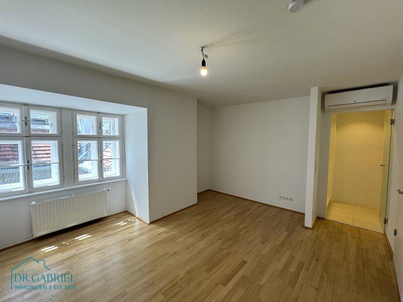 Schlafzimmer II