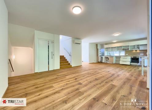 Zum Verkauf: Exklusive Doppelhaush�lfte mit Aufzug, Keller, Garten & Terrassen in 2372 Gie�h�bl - Neubau 2022, sofort bezugsfertig!