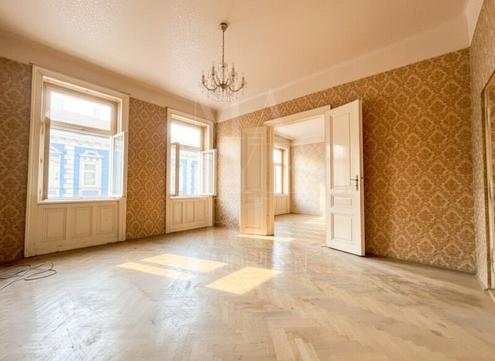 Renovierungsbed�rftige Altbauwohnung mit Lager - Gersthof