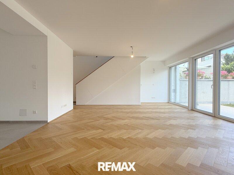 Erdgeschoss - Wohnzimmer und K�che