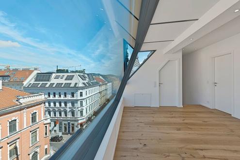 Erstbezug mit hofseitigem Balkon! Vollsanierte Jahrhundertwendeliegenschaft mit Luftw�rmepumpe