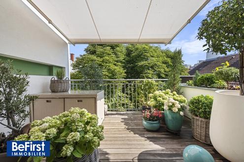 Phantastische, ruhige Dachterrassenwohnung - gro�z�gig geschnitten. Ideal f�r Paare und Singles