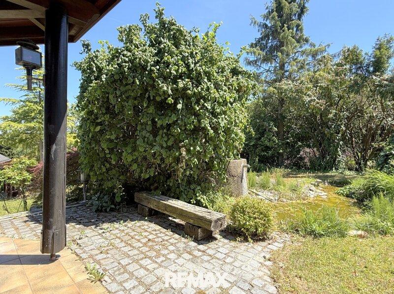 Gartenidylle mit Naturteich