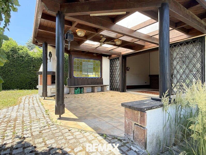 �berdachte Terrasse
