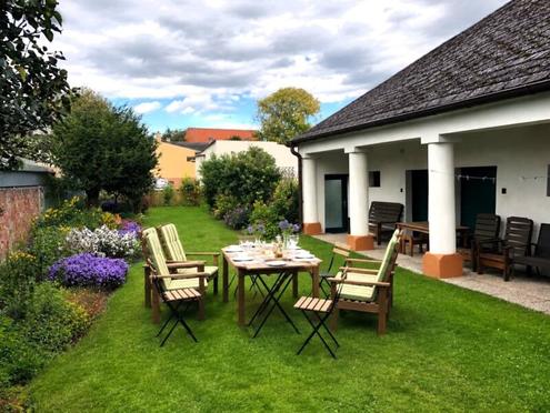 Ein St�ck Weinviertel | Charmantes Dorfhaus mit Hof, Garten & Raum f�r neue Ideen