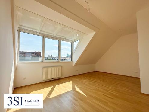 Hell, klimatisiert, gro�z�gig - 2-Zimmer-Dachgeschosstraum in ruhiger Seitenstra�e des 10. Bezirks - mit allgemeiner Dachterrasse