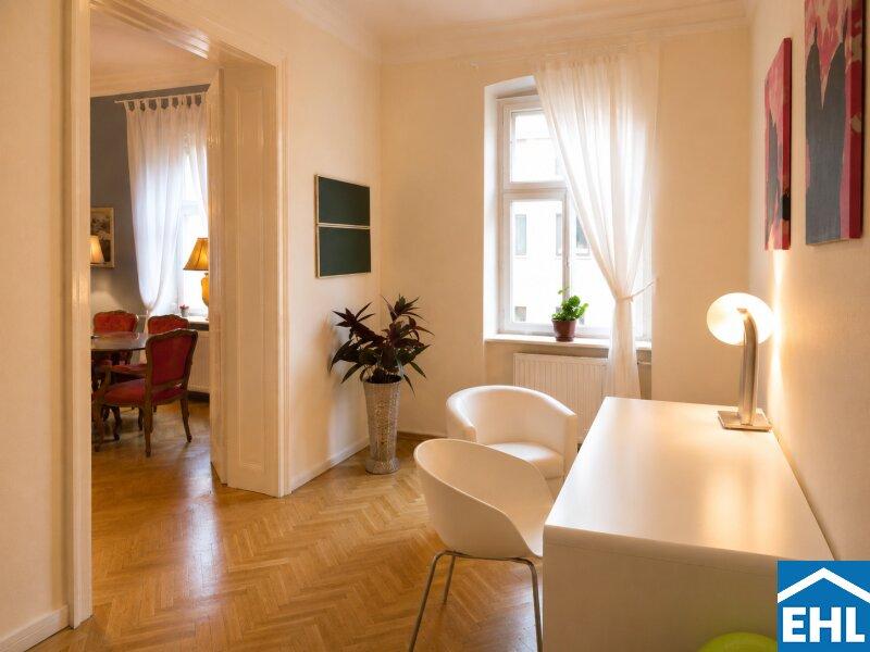 Arbeitszimmer