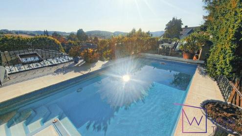 PROVISIONSFREI! Generalsaniertes 360 m� gro�es Landhaus mit Fernblick, Pool & Jacuzzi