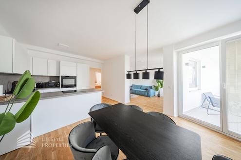 Wundersch�ne 3-Zimmerwohnung mit Loggia, N�he Parkanlage Gau�platz