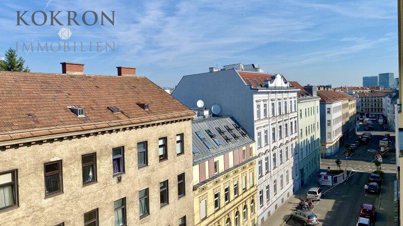 Offener Ausblick �ber die D�cher der Wiener Gr�nderzeitbebau