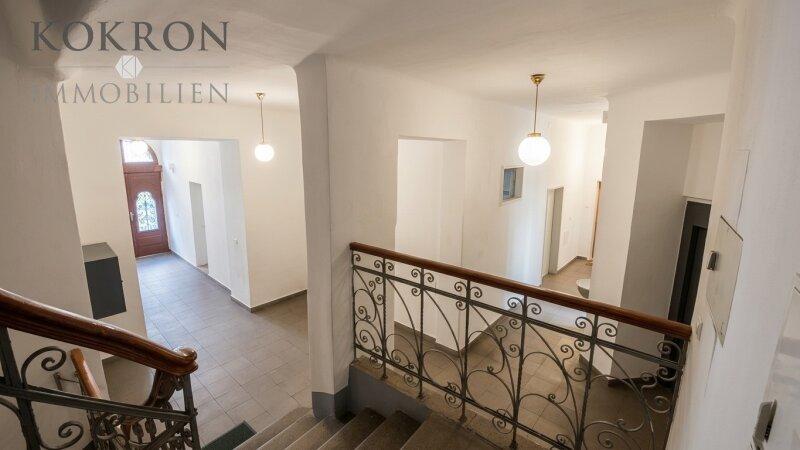 Der gut erhaltene Eingangsbereich
