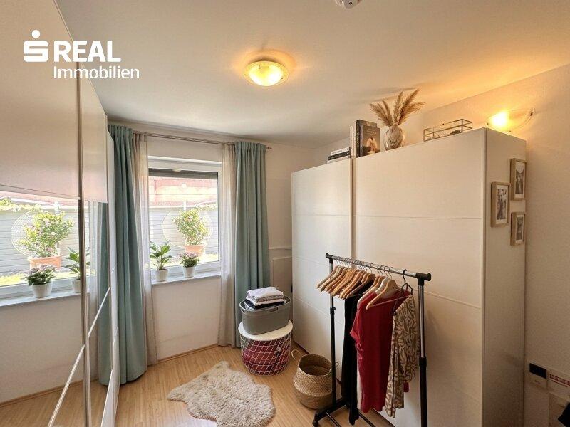 Zimmer 2 / B�ro / Kinderzimmer / Schrankraum