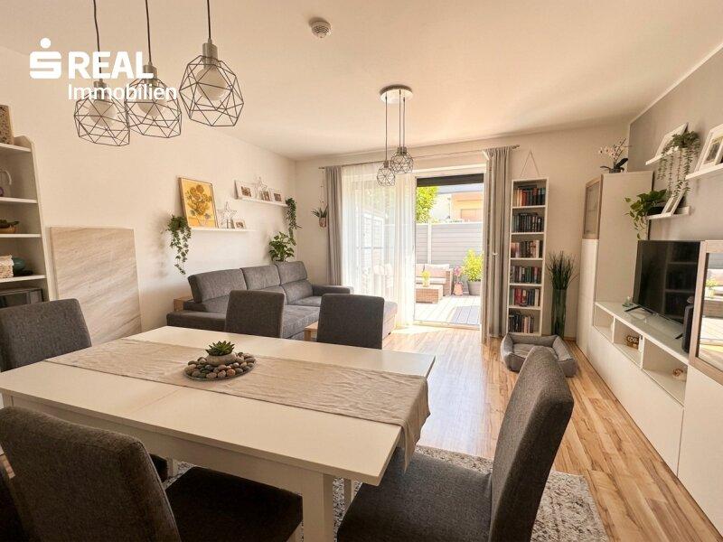 Wohnk�che mit Blick zur Terrasse