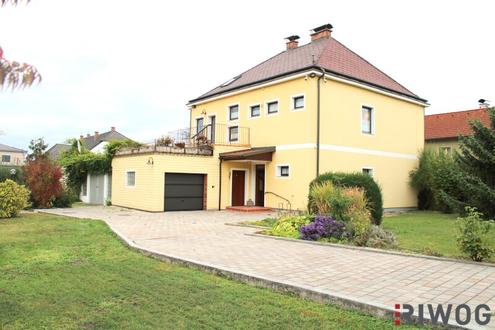 XXL-Mehrfamilienhaus mit Gesch�ftslokal n�he Traisenpark