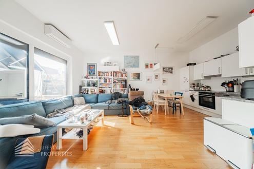 Modernes Duplex mit Eigengarten und Terrasse - Stilvolles Wohnen auf zwei Ebenen nahe der UNO-City