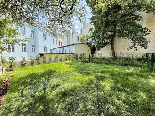 ERSTBEZUG in W�hring: 3-Zimmer-Gartenwohnung mit 103 m� Eigengarten & Balkon