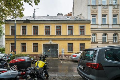 Bestandsfreies Gr�nderzeit-Zinshaus mit bewilligtem Ausbau-Potential, N�he Wilhelminenberg