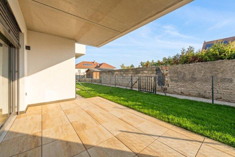 Terrasse und Garten