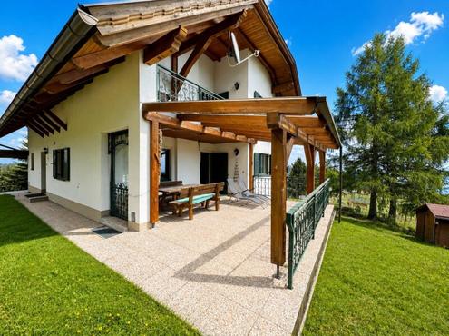 Preisreduktion -SKI IN/OUT - TRAUMLAGE ! 90 m2 FERIENWOHNUNG  !! Zweitwohnsitz!!  Apartments direkt an der Skipiste - Hochrindl