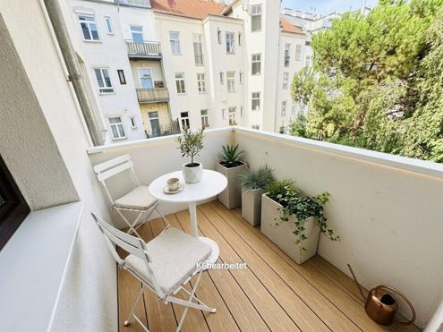NEU SANIERTE 3-Zimmer-Neubauwohnung mit Balkon in ruhiger Innenhoflage