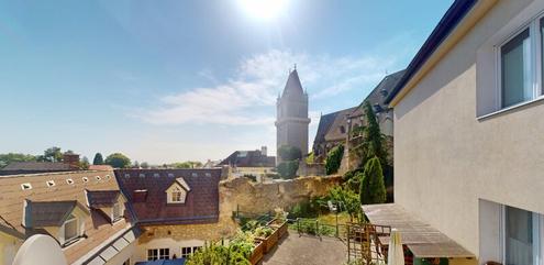 3-Zimmer-Wohnung im Zentrum von Perchtoldsdorf | Balkon mit Blick auf die Burg