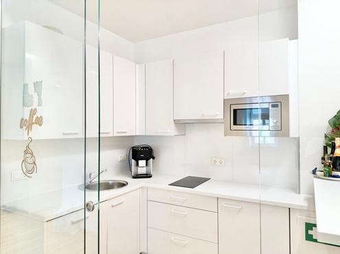 Exklusive 7-Zimmer-Altbauwohnung mit ca. 165 m� auf einer gesamten Etage und Gartenmitbenutzung