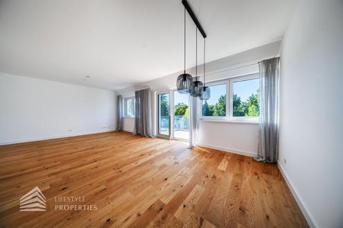 Gro�z�gige 3-Zimmer Neubauwohnung mit Terrasse und Loggia
