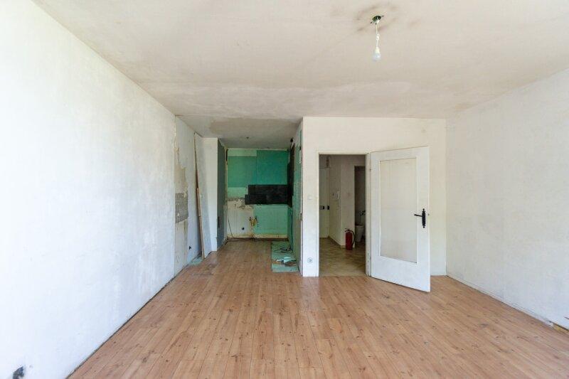 Wohnzimmer Richtung K�che