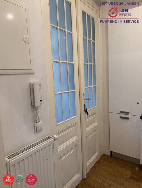 Wohnungst�re Altbau Charakter